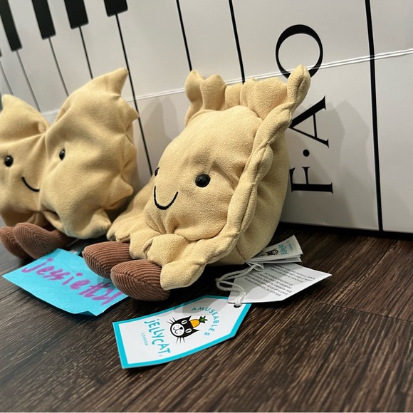 Jellycat Amuseables Ravioli & Amuseables Farfa bundle W/DustBag Authentic NWT US - Picture 3 of 6